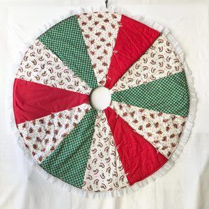 Vintage Quilted Christmas Tree Skirt Santa Teddy Bear Sleigh Horse RedGreen Lace